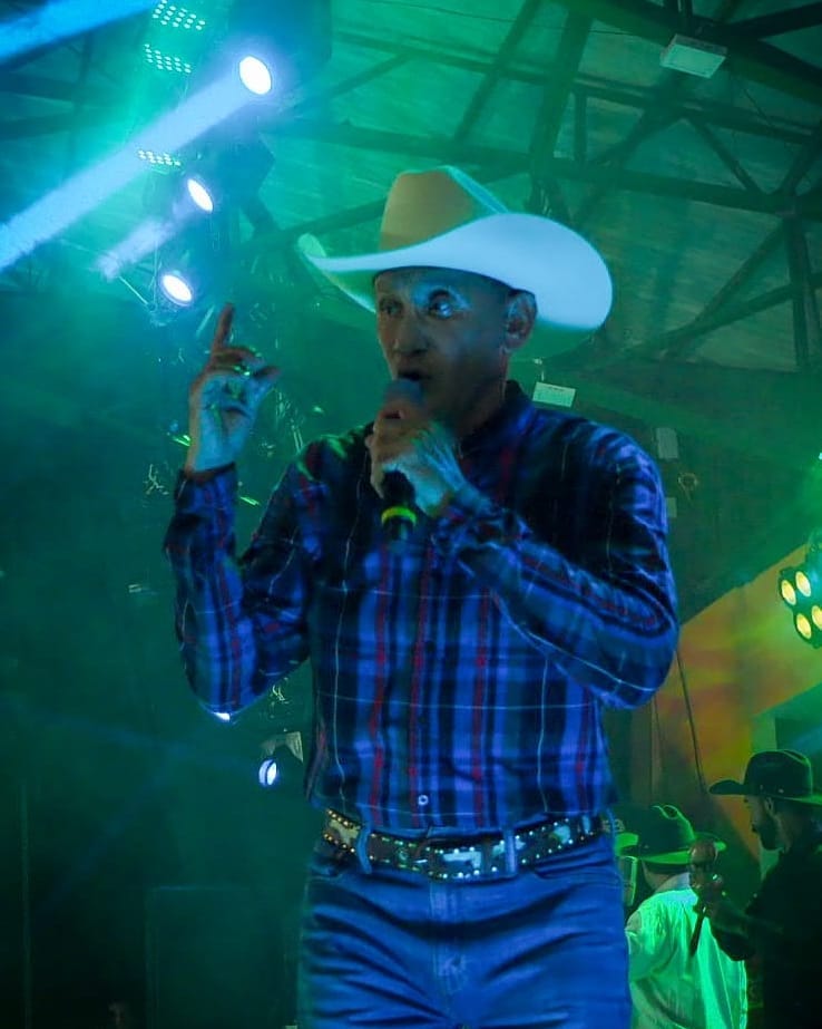  El maestro Juan Fernando Farfán Sufrió Un paro cardíaco