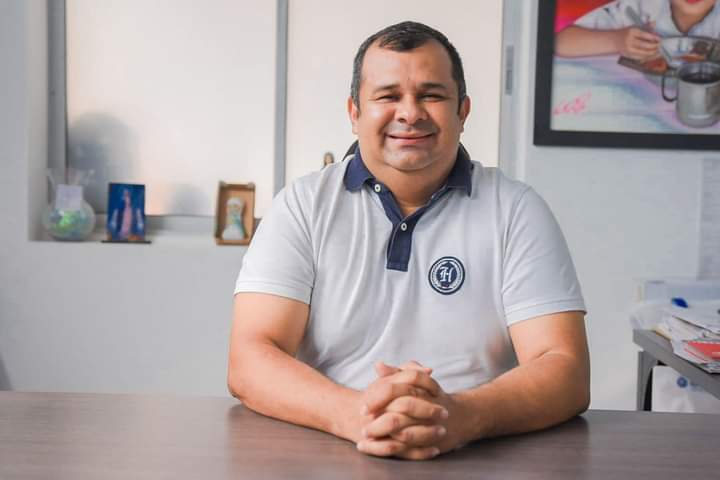  “A estudiantes de centros educativos afectados por el conflicto se les garantizará la culminación del periodo escolar”