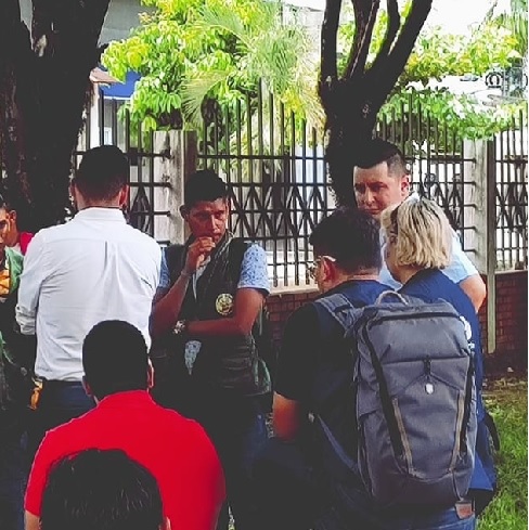  Continúa protesta de Indígenas en la Gobernación de Arauca