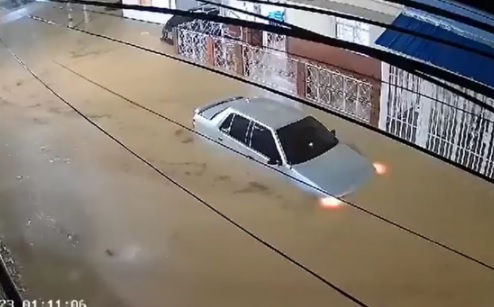  Inundaciones en Bucaramanga tras Fuerte Aguacero