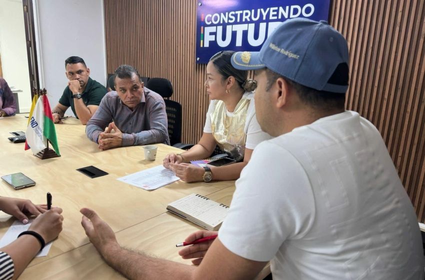  Por presunto incumplimiento en pavimentación de la vía Tame-Puerto Rondón, Gobierno departamental correrá pólizas y cláusula penal a contratista